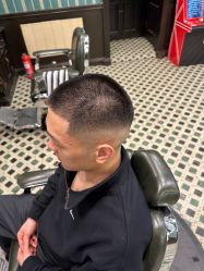 -海文先生国潮烫染男士理发馆