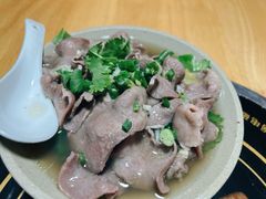 翘脚牛舌-大众跷脚牛肉馆·非遗传承单位(峨眉山店)