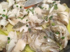 香茅焗鲈鱼-山水茶艺馆·点心粤菜·30年老字号