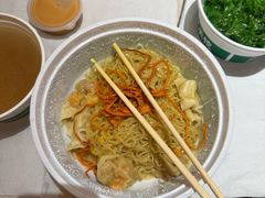 -湘人龙记老长沙米粉(华普国际大厦店)