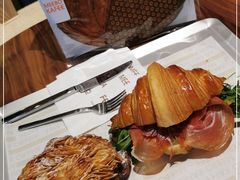 -MEEBO KAFEE米咖焙坊(虹桥路店)