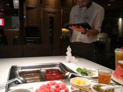 -海底捞火锅鲜切牛肉主题店(长寿路店)