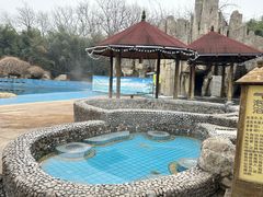 -金孔雀温泉旅游度假村