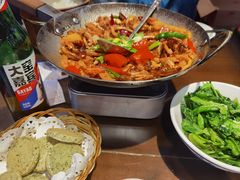 -富正毅三下锅·湘西韵味(天门山索道店)
