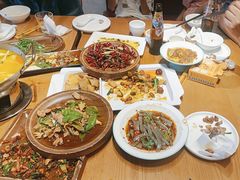 -隔壁老王·家常云南菜(花巷店)