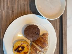 -深圳国际会展中心希尔顿酒店(前海华发冰雪世界店)