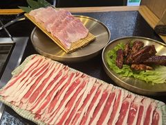 -臻牛烤肉