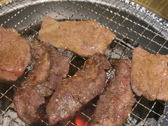 -山川小町·极番烧肉(新地假日广场店)