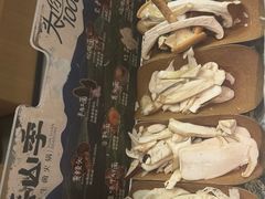 当季野生菌拼盘-芸山季·云南山珍菌火锅(南翔印象城MEGA店)