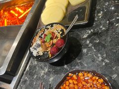-重庆九记老火锅(广场店)