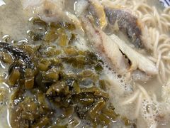 招牌黄鱼面-明呈黄鱼面馆(斜土路店)