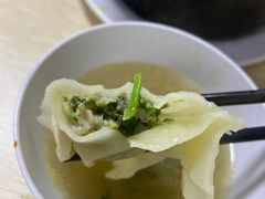 -小许三鲜砂锅馄饨店(家多乐烟酒店)