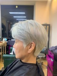 -奕致型造 cheveux