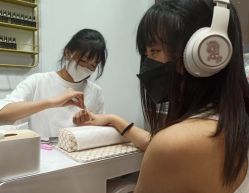 -吉吉靓甲美睫