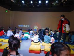 -小鸡哆哆故事屋·儿童乐园(嘉里城店)