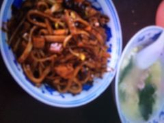 老左特色炸酱面馆-珠宝街老左杂酱面馆