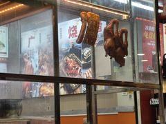 -许西美食一条街