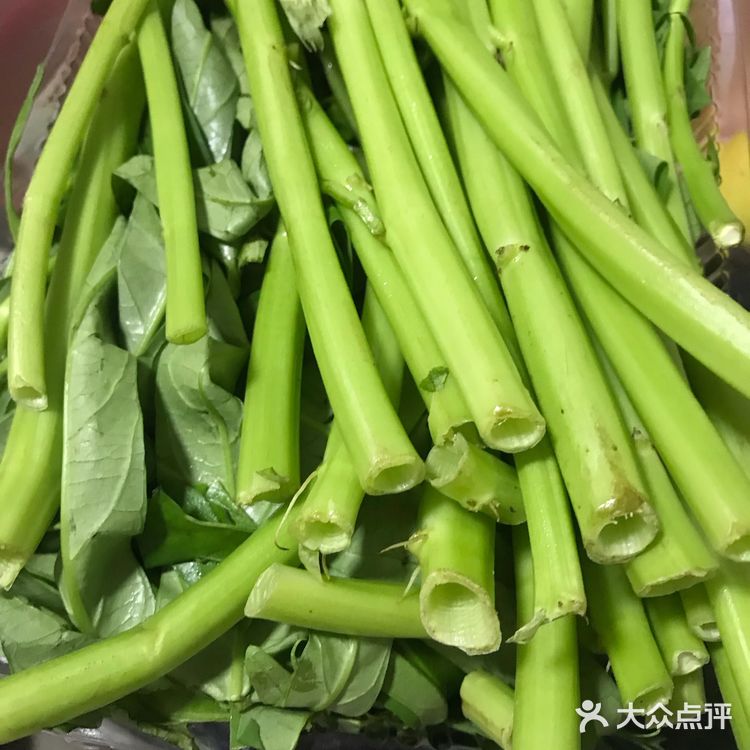 家常快手菜之蒜蓉空心菜