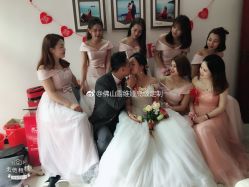 点击看大图 -予白婚纱礼服馆