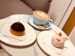 -Fridi Patisserie Cafe