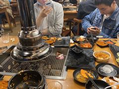 -肉甲韩国木炭烤肉(新壹街1店)