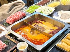 -百年川椒重庆老火锅(光谷店)