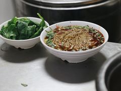 -崇州余荞面(落虹桥店)