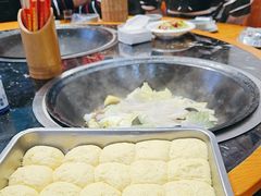 -边江铁锅炖鱼(振八街店)