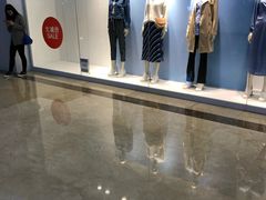 -H&M(星河城店)