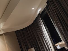 -宜昌均瑶国际酒店(宜昌CBD购物中心夷陵广场店)