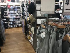 -优衣库(东莞汇一城店)