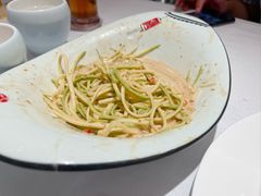 捞汁葫芦丝-峨嵋酒家(地安门店)