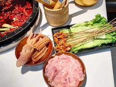 -卤校长老火锅(杨家坪直营店)