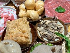 -黔二妞地摊火锅(龙华清湖店)