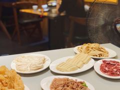 -胡须佬鸡煲四季火锅店(石厦西村直营店)