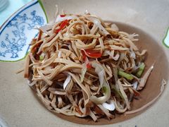 -大城小院饭店(博隆广场虹桥店)