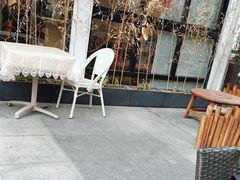 -证大大拇指广场(芳甸路店)