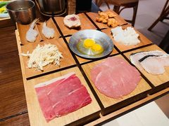 -银米·云南传统过桥米线(双廊黑金冠店)