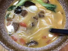 -蒙自源小锅米线(金佰利店)