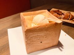 -童年小筑餐厅(申花路店)