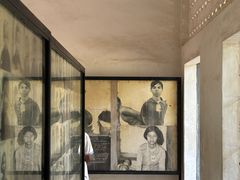 -吐斯廉屠杀博物馆