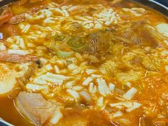 -三清洞摩西韩式年糕火锅(威高广场店)