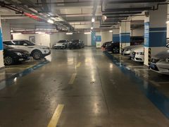 -滨江国际广场-地下停车场