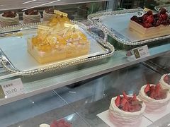 -赛拉维(咸阳财富中心店)
