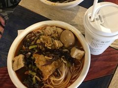 -水平有限螺蛳粉(宏达大厦店)
