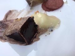 -亮马河饭店翠雅咖啡厅