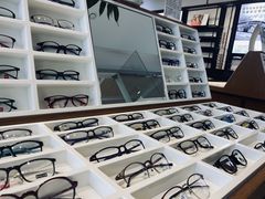 -MiRi明润眼镜·蔡司官方授权店(星光荟店)