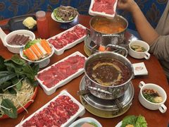 -元一希尔顿酒店·鲜切牛肉火锅禅自助餐厅