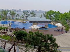 -上海滴水湖皇冠假日酒店