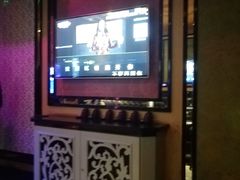 -欢乐迪KTV(南坪上海城店)